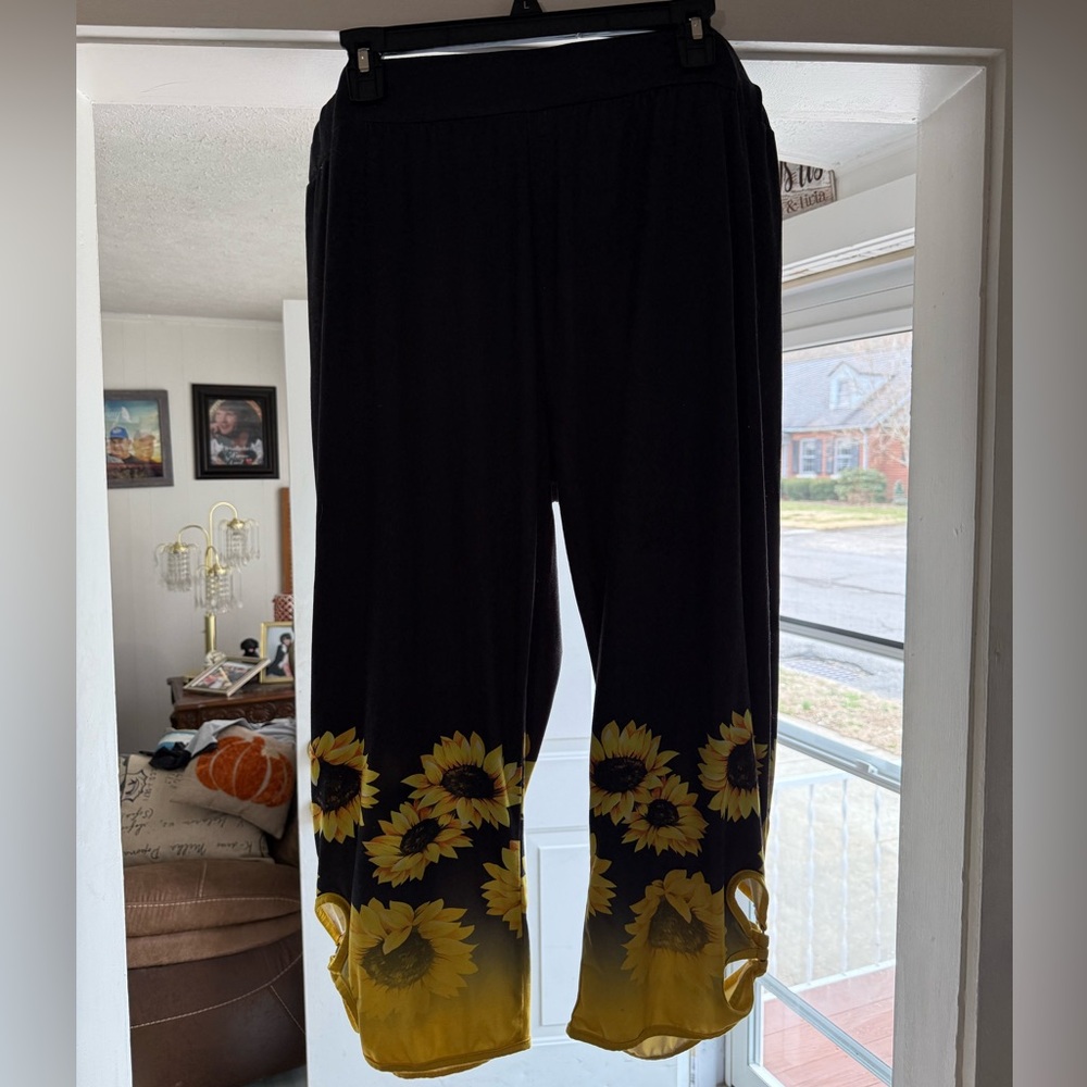 SHEIN plus size Sunflower Leggings